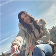 Soy maestra de Educación Primaria con la especialidad de Audición y Lenguaje. Soy una persona dinámica que se adapta al nivel de cada uno de mis alumnos.